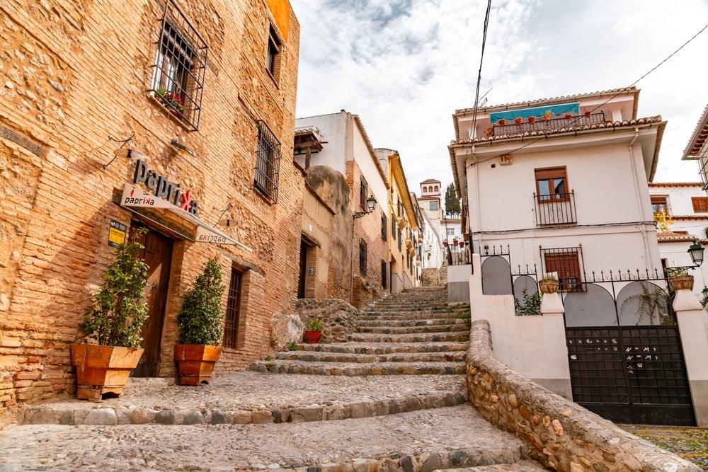 Granada cosa fare