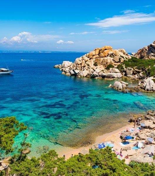No es Costa Esmeralda. Es mucho más: descubre los secretos y la historia de Gallura