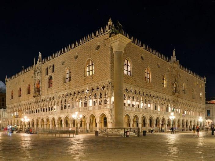 Palais des Doges de Venise, illuminé
