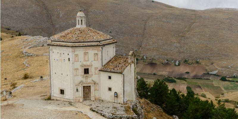 chiesa-rocca-calascio