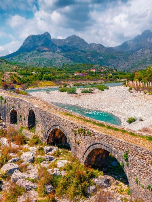 Albanie en camping-car : itinéraires et conseils pour un voyage sur la route