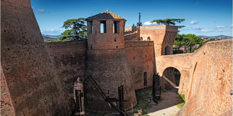 rocca-di-mondavio