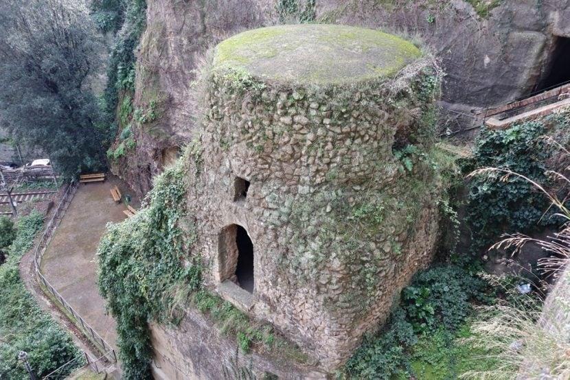 parco vergiliano a piedigrotta