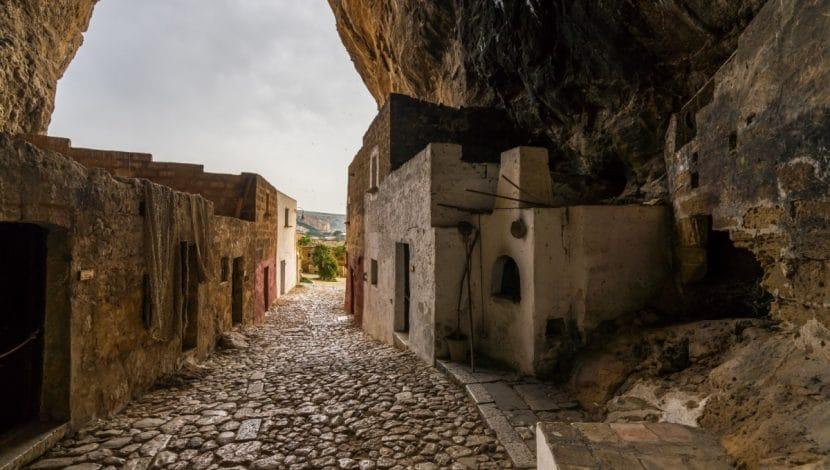 Grotta mangiapane visites