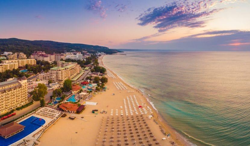 Golden Sands