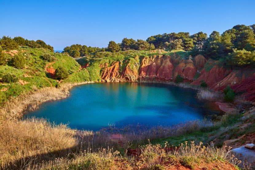 Caves de bauxite