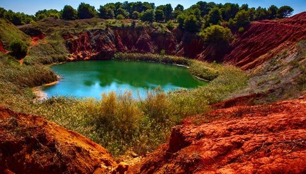 Cava de Bauxite Salento
