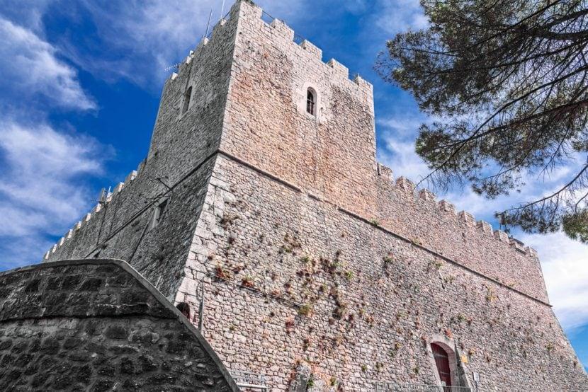 Castello Monforte