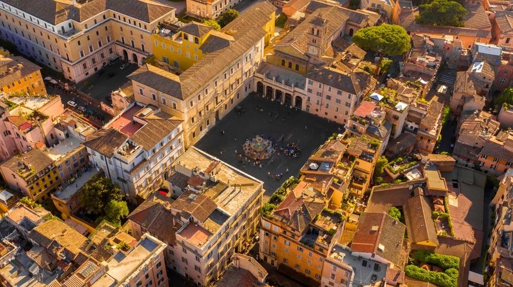Piazza di Santa Maria in Trastevere