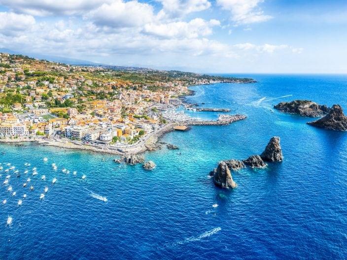 Aci Trezza