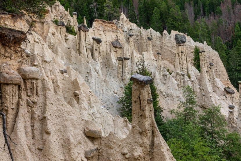 Pyramides de terre de Perca