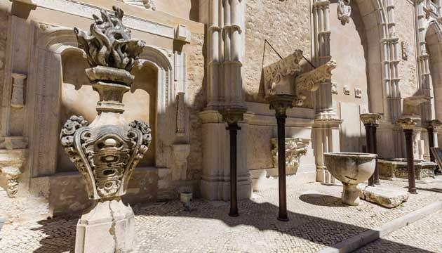 chiesa-carmo-lisbona