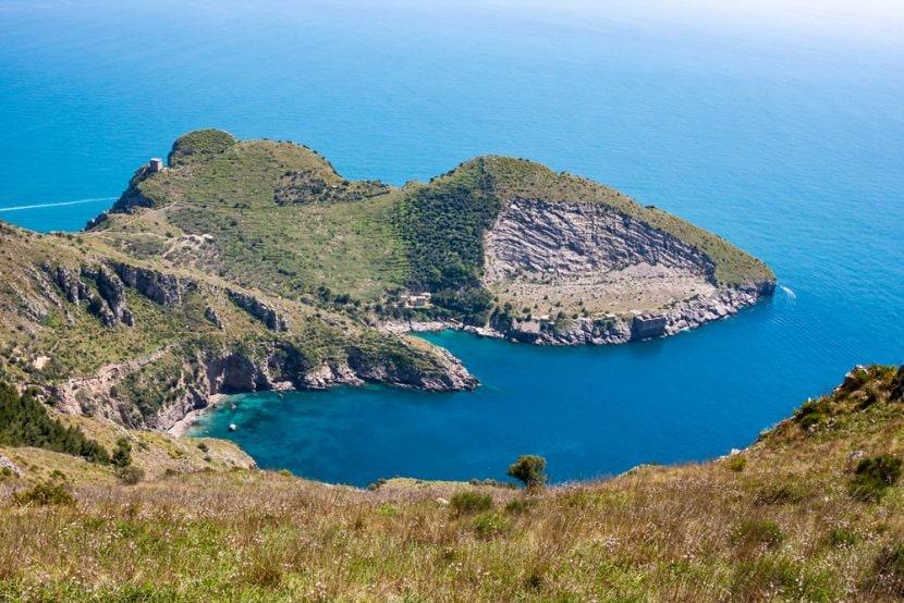 bahía de Ieranto