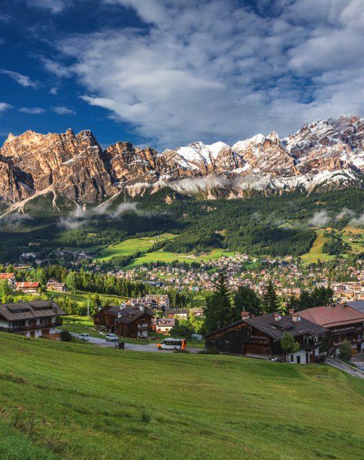 Pourquoi Cortina d'Ampezzo est-elle si spéciale ? Découvrez sa magie