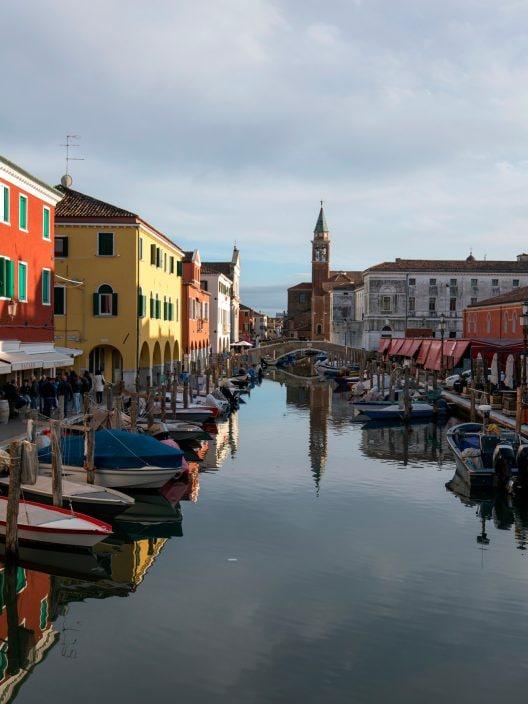 C'est le village au bord de la mer le plus beau de la Vénétie. Voici lequel
