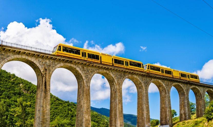 Tren Amarillo