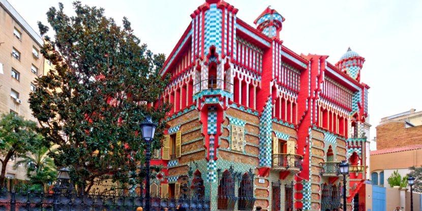 Casa Vicens, come soggiornare nella prima casa di Gaudí a Barcellona con Airbnb