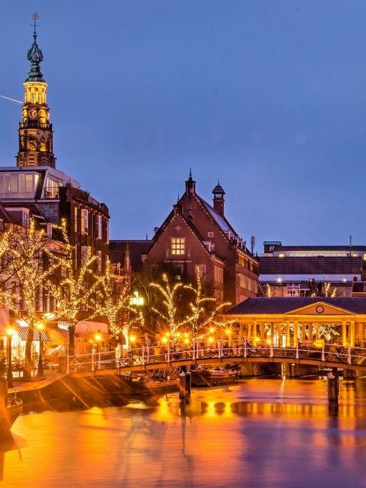 El mercado navideño flotante más original de Europa