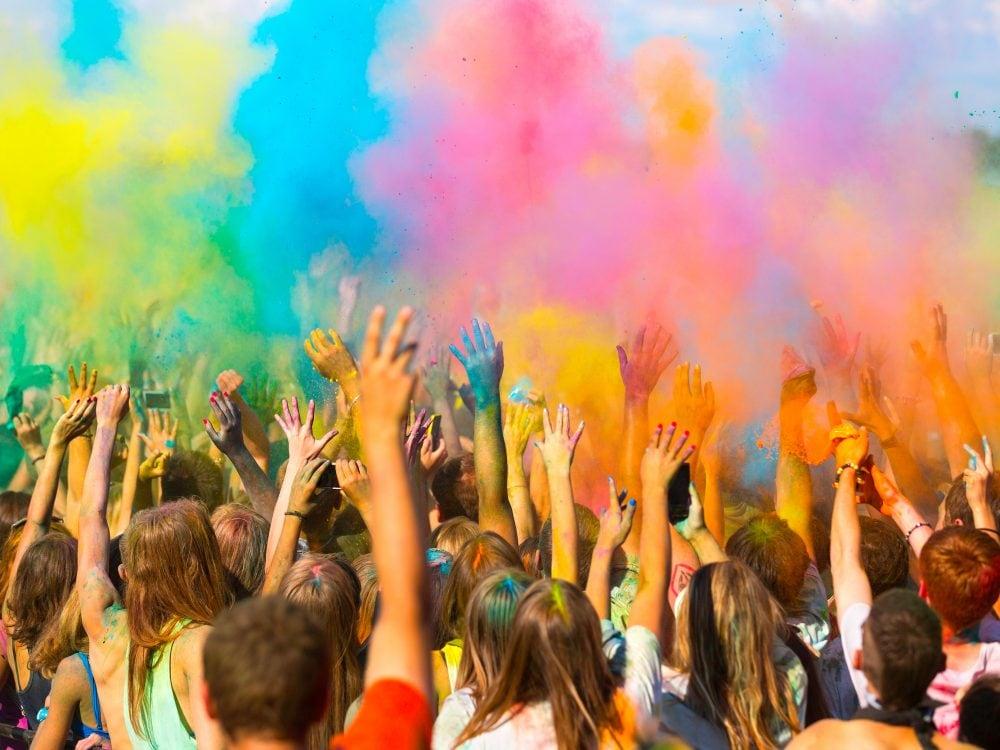 holi
