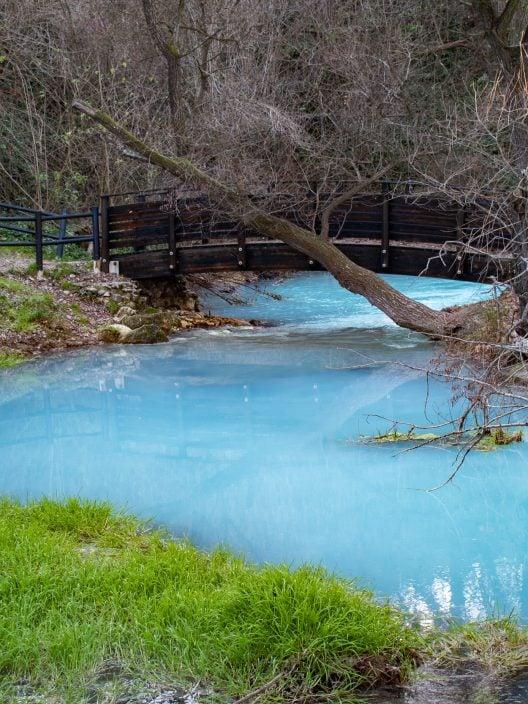 On dirait un rêve mais c'est réel : la rivière turquoise de l'Abruzzo qui vous fera tomber amoureux