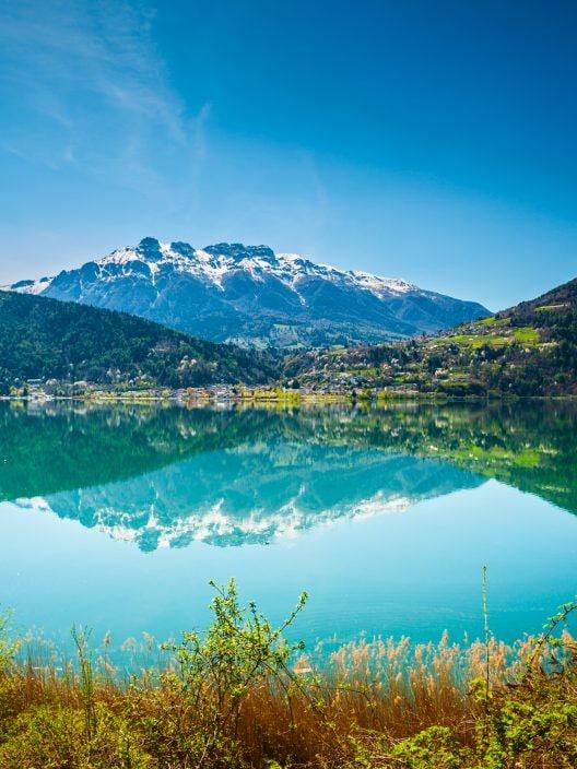Drapeaux Bleus 2025 dans le Trentin-Haut-Adige : découvrez les plus belles localités pour votre été