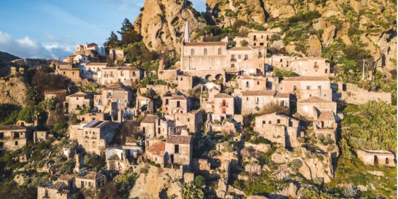 pentedattilo-borgo-fantasma