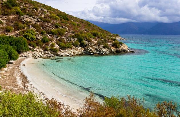 plages-nudistes-corse