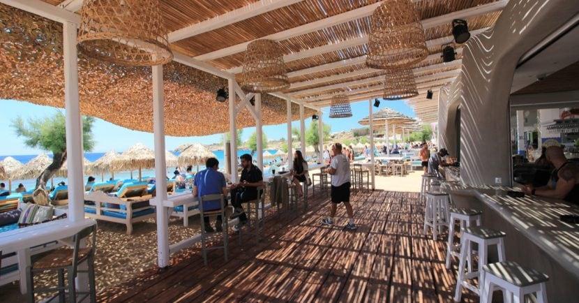 Les meilleurs beach clubs de Mykonos